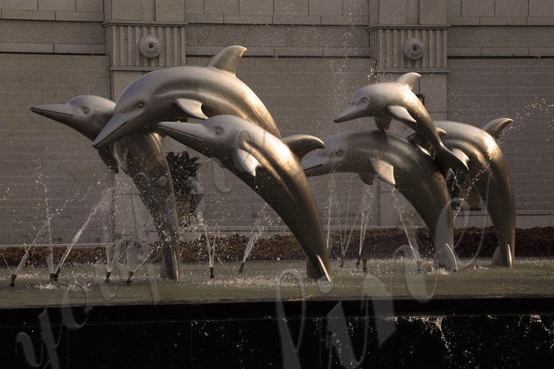 dolphin pool statue-2