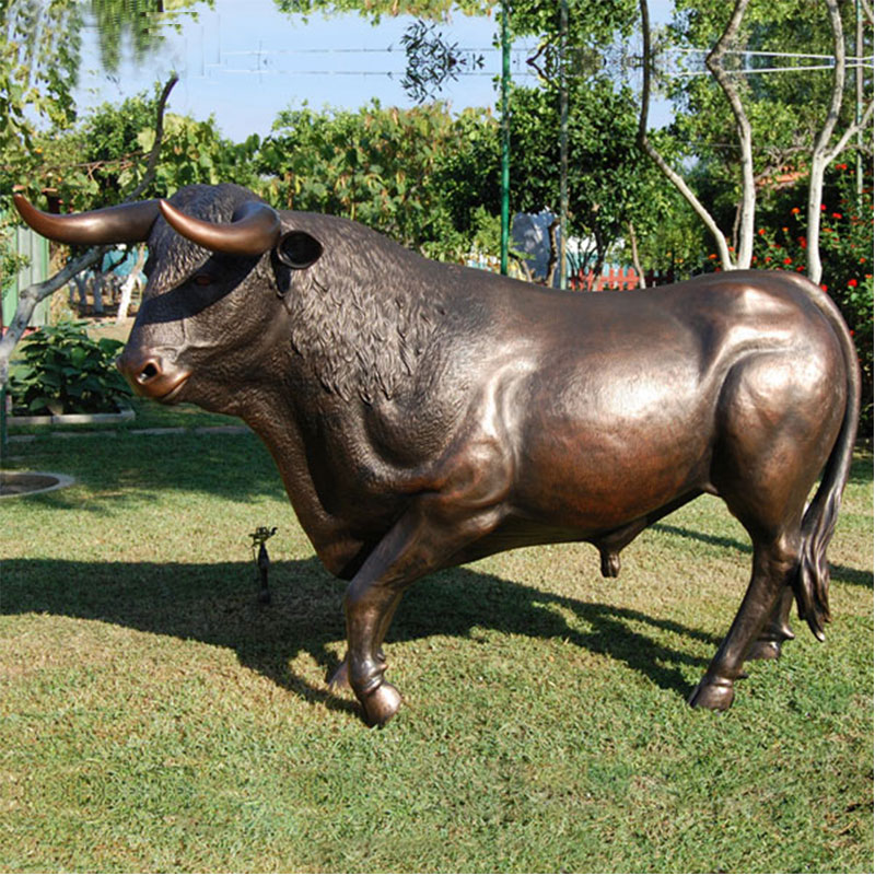 life-size-bull-statue-for-sale