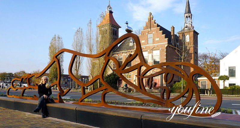https://www.artsculpturegallery.com/news/large-corten-steel-garden-sculpture-lying-lady-landscape-design-for-holland-customers