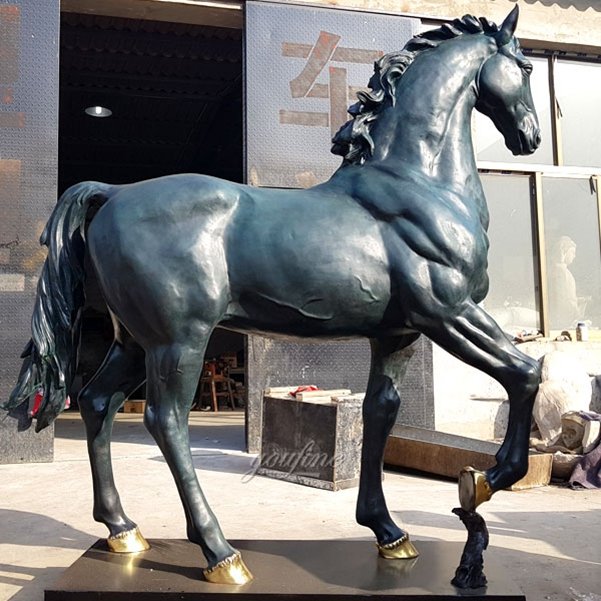 large horse garden statue1