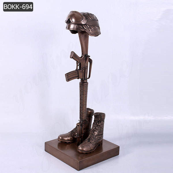  » Classic Fallen Soldier Battle Cross Statue for Sale BOKK-694 Featured Image