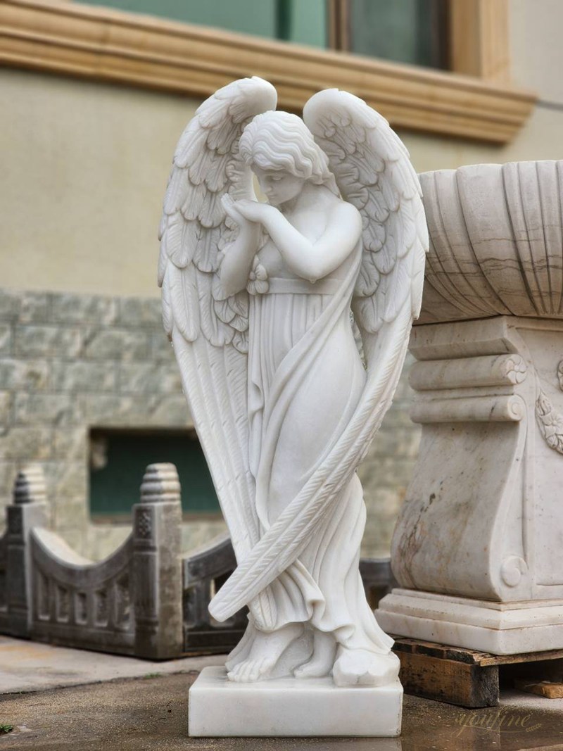 Angel praying sculpture (1)