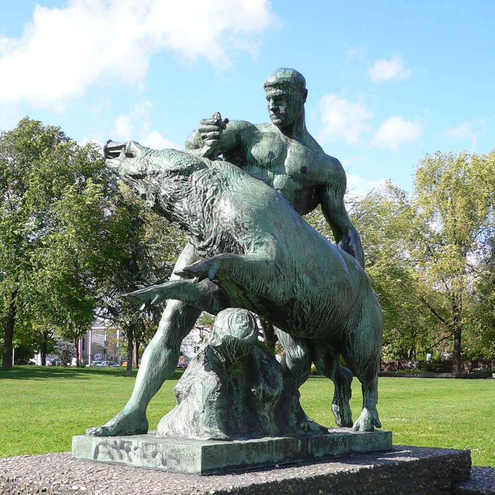 Bronze Hercules and the Erymanthian Boar Statue (Lützowplatz, Berlin)