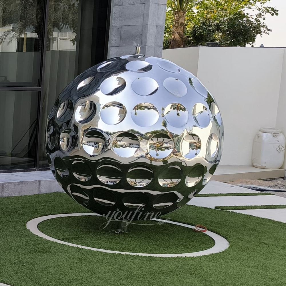 Dubai Villa Courtyard