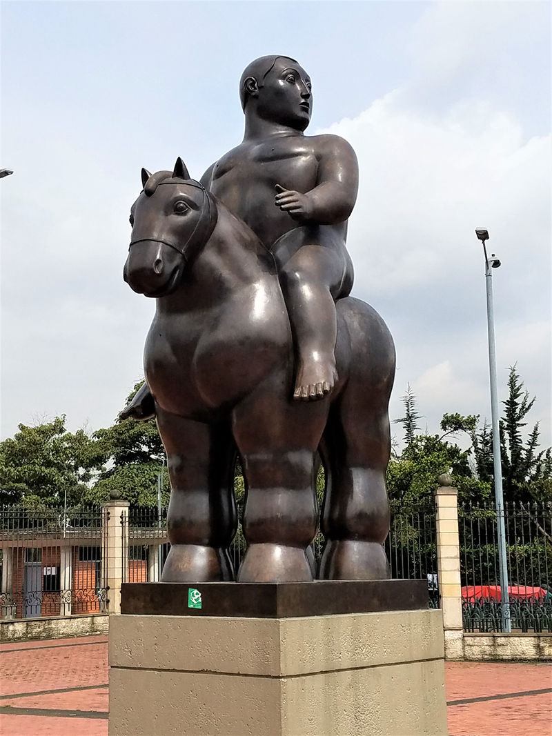 Fernando Botero Statue