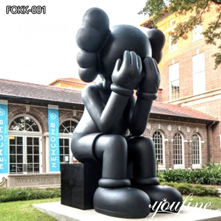 Fiberglass Large Kaws Black Statue Modern Outdoor Decor FOKK-01