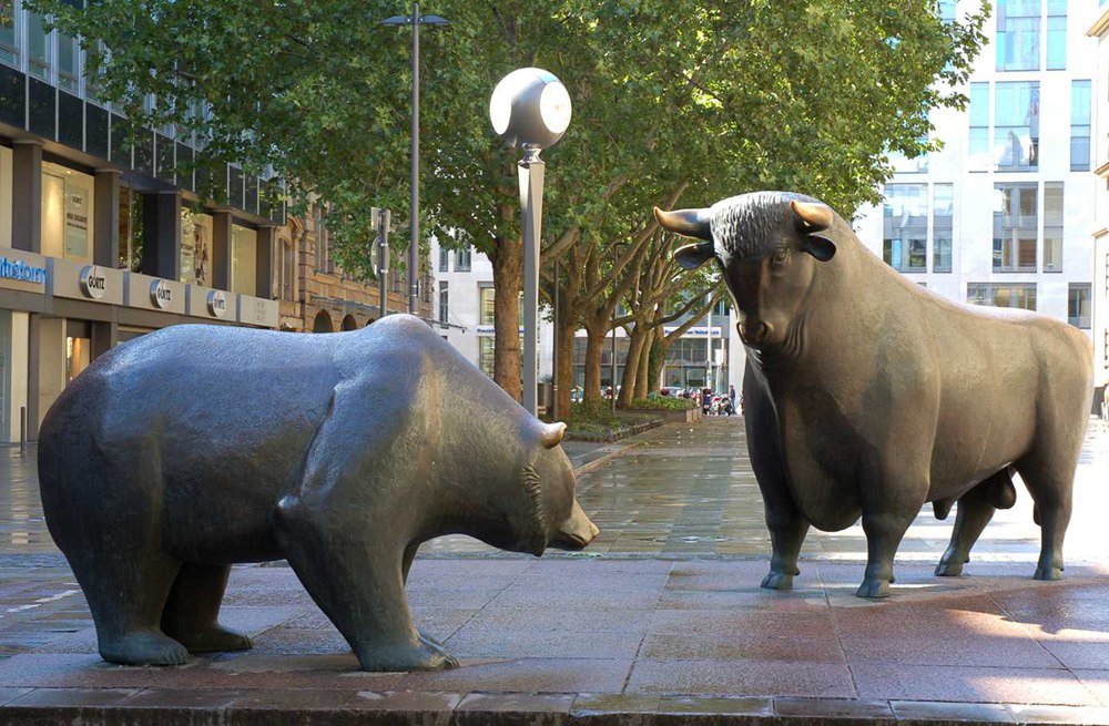 Frankfurt Stock Exchange Bull and Bear (Frankfurt, Germany)
