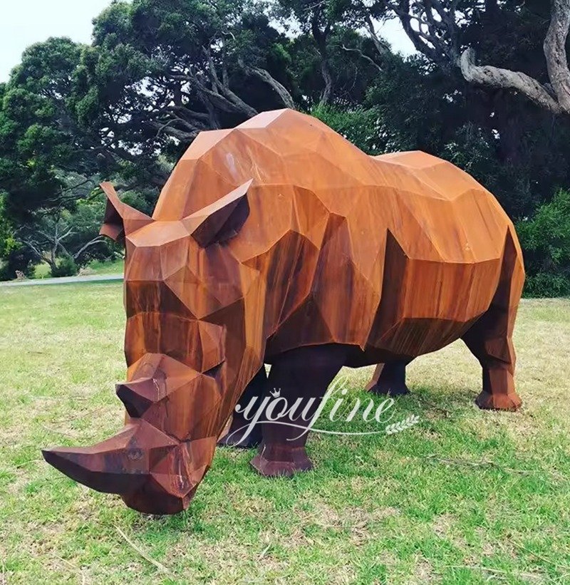 Geometric Corten Steel Rhino Sculpture for Lawn Decor