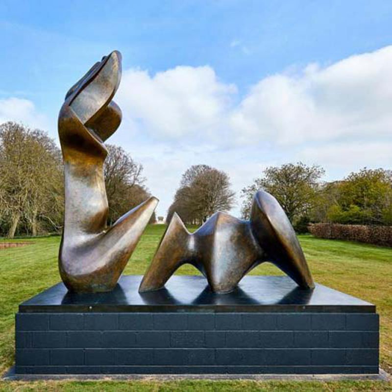 Henry Moore Reclining Figure