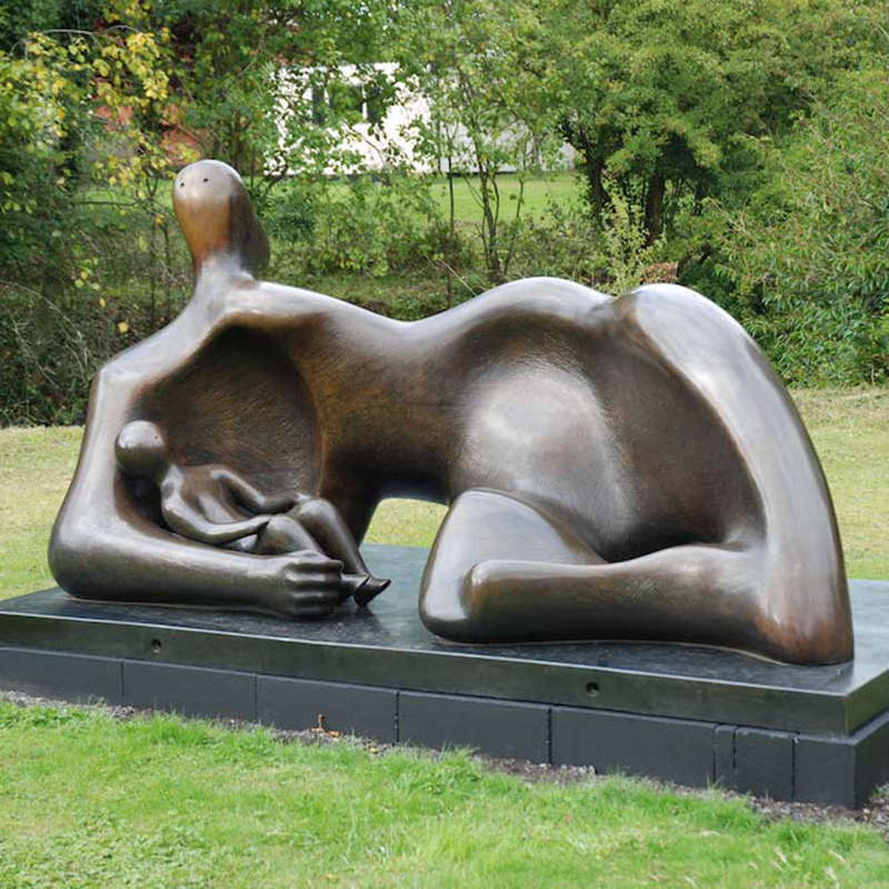 Henry Moore Reclining Figure