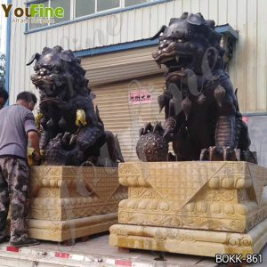Large Bronze Chinese Foo Dog Statue with Vivid Details for Sale BOKK-861