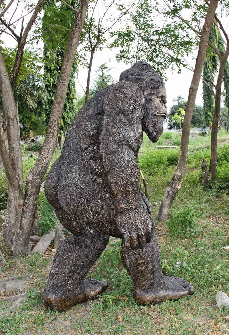 Life Size Bronze Bigfoot Garden Statue for Sale BOK1-319