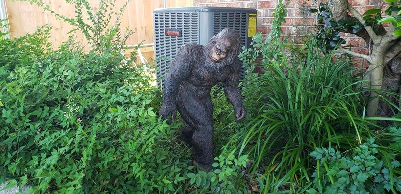 Life Size Bronze Bigfoot Garden Statue for Sale BOK1-319