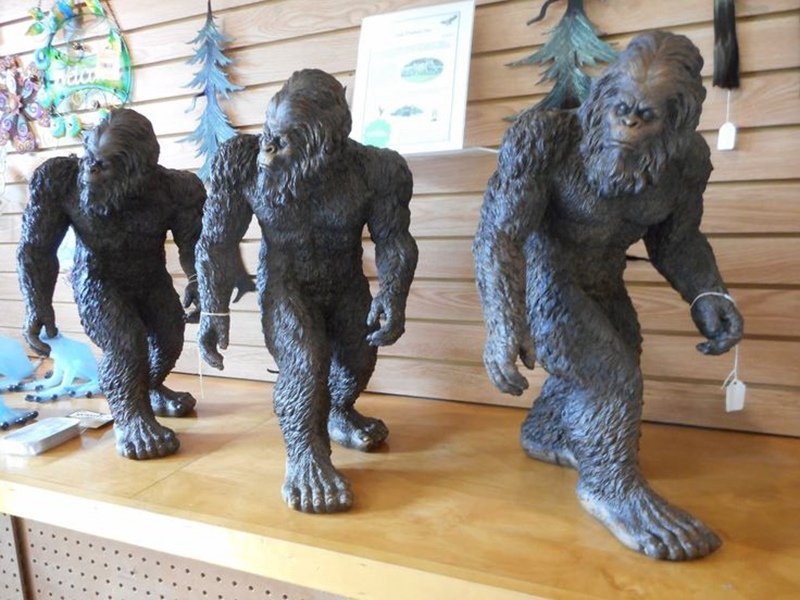 Life Size Bronze Bigfoot Garden Statue for Sale BOK1-319