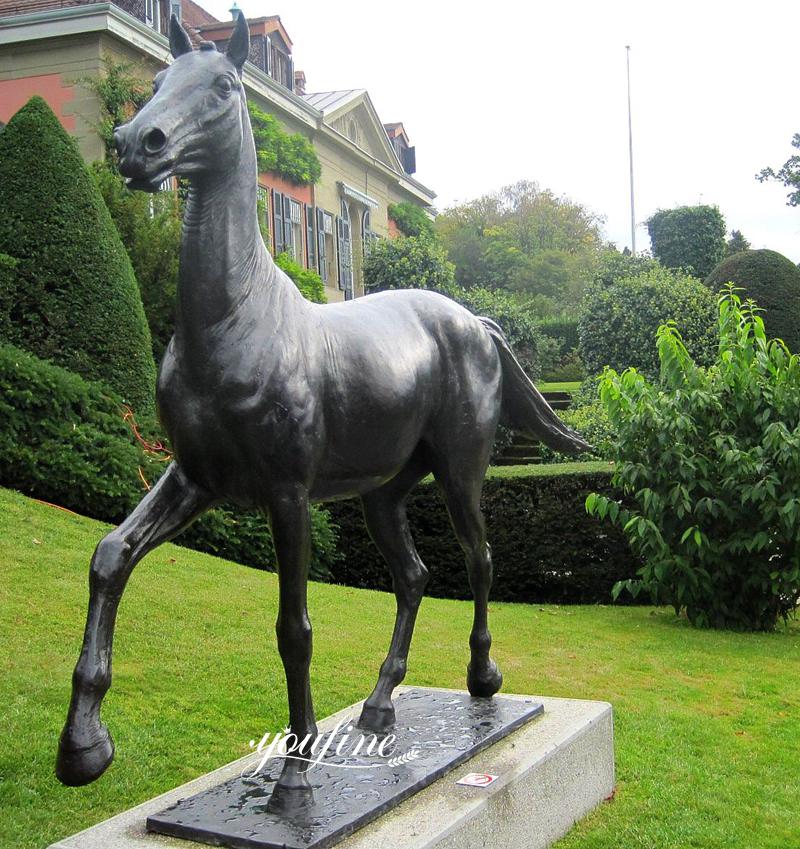 Life Size Bronze Horse Jappeloup Statue for Sale (5)
