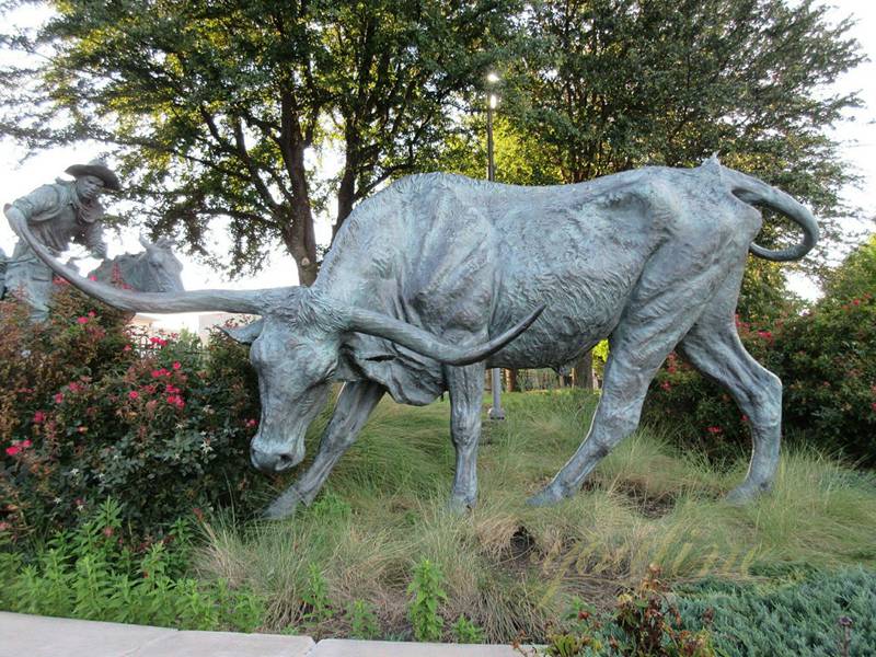 Longhorn Steers Bronze Cattle Sculpture