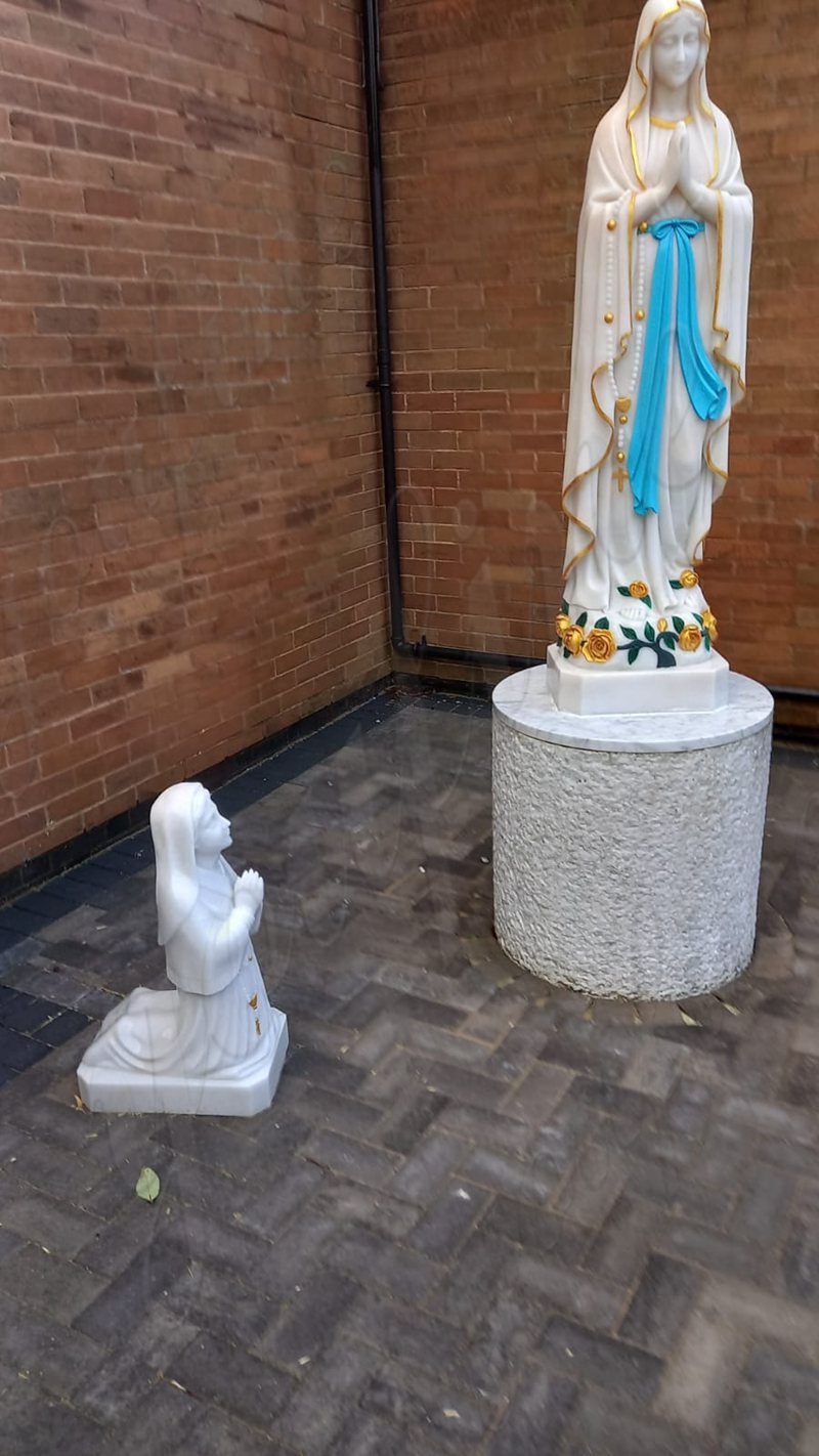 Our Lady of Lourdes outdoor statue Feedback from England Church