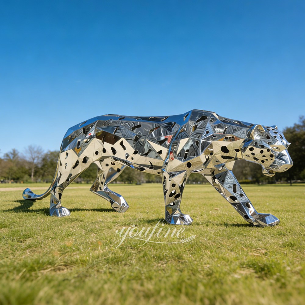 Outdoor Openwork Geometric Metal Leopard Statue