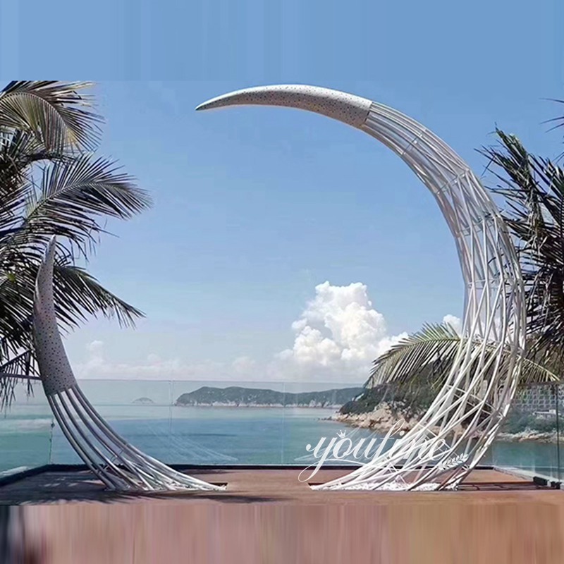 Outdoor Stainless Steel Contemporary Garden Sculpture for Sale (1)