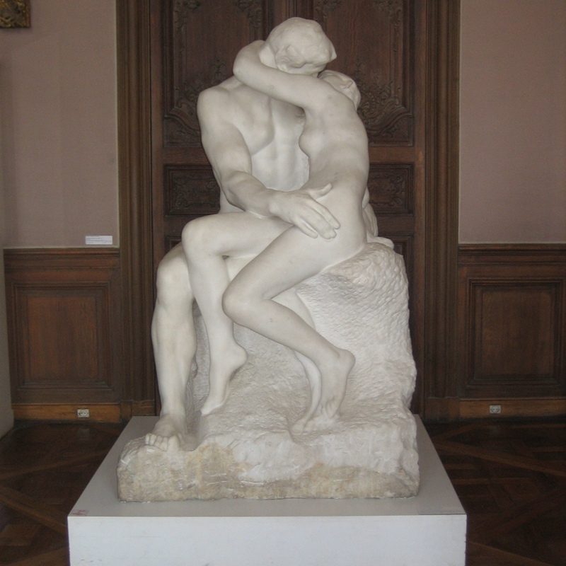 Rodin's Kiss sculpture in white