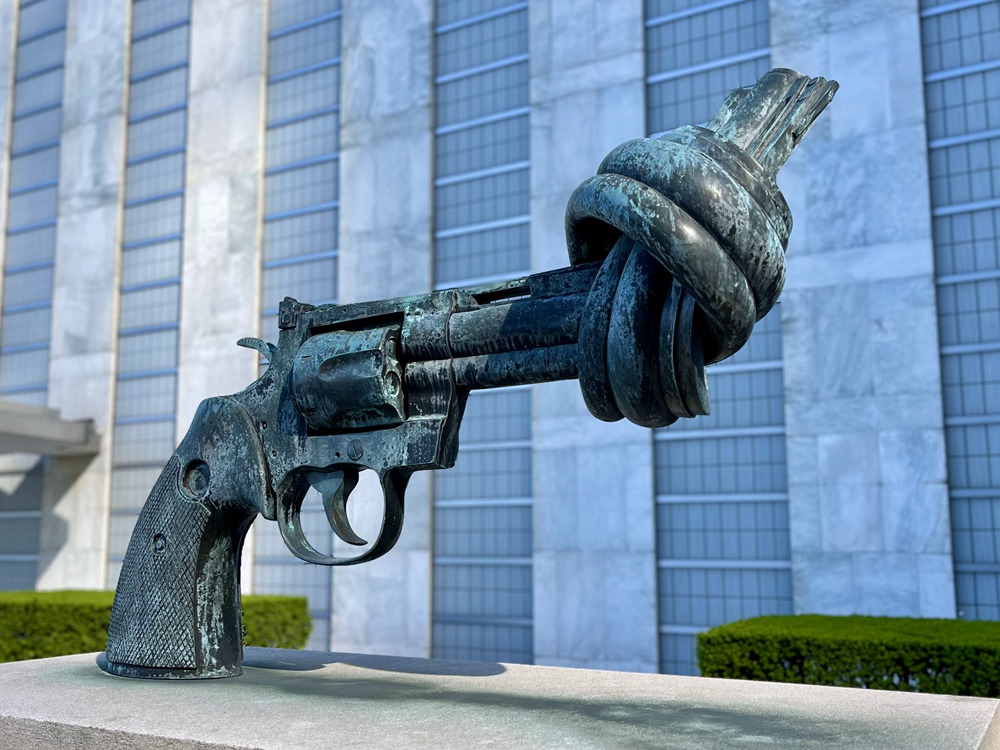 UN Headquarters' Non-Violence Sculpture