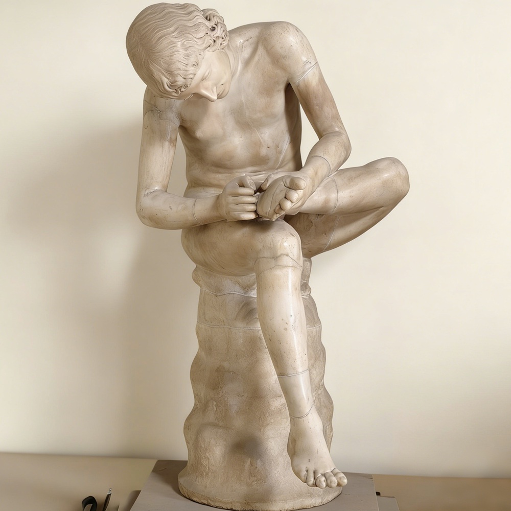 Uffizi Gallery Marble Version (Spinario)