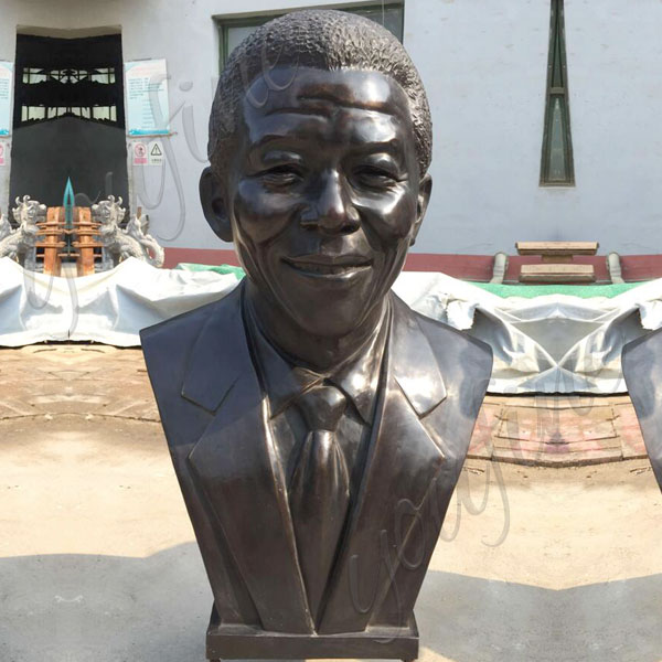 Bronze Bust Statues of Nelson Rolihlahla Mandela Decorative Bust Sculptures for Home BOKK-516