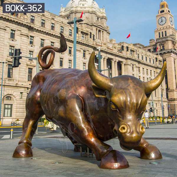Life Size Bronze Wall Street Charging Bull Statue Yard Decor for Sale BOKK-362