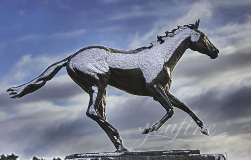 bronze Horse sculpture for garden