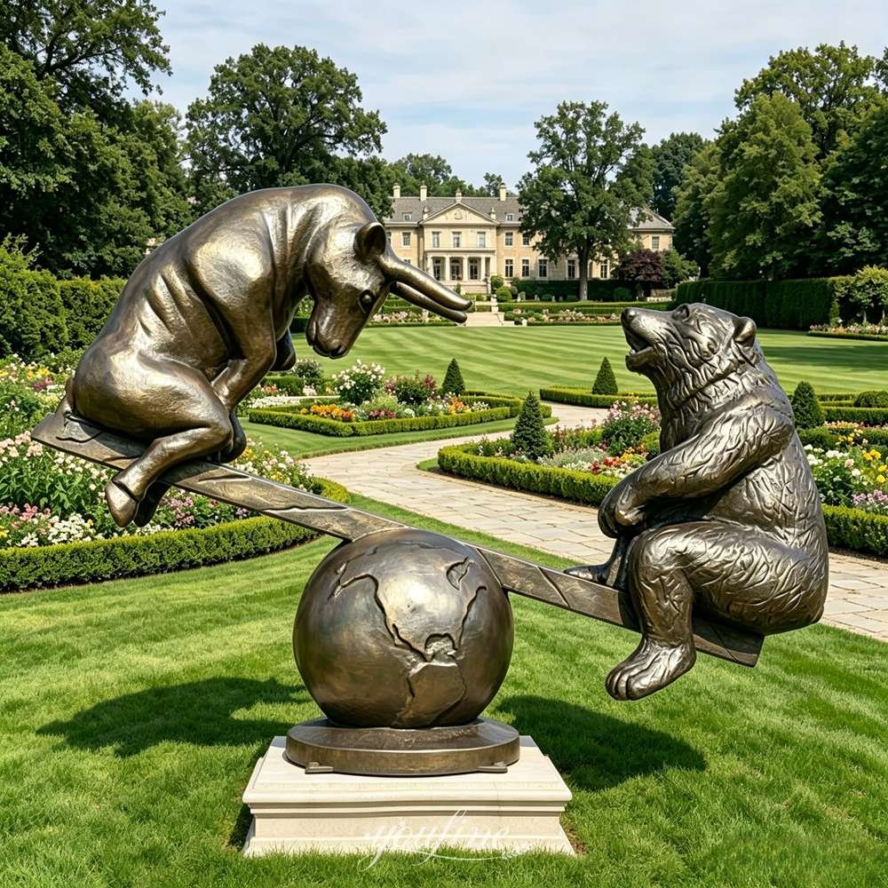 bronze bull and bear statue for the garden
