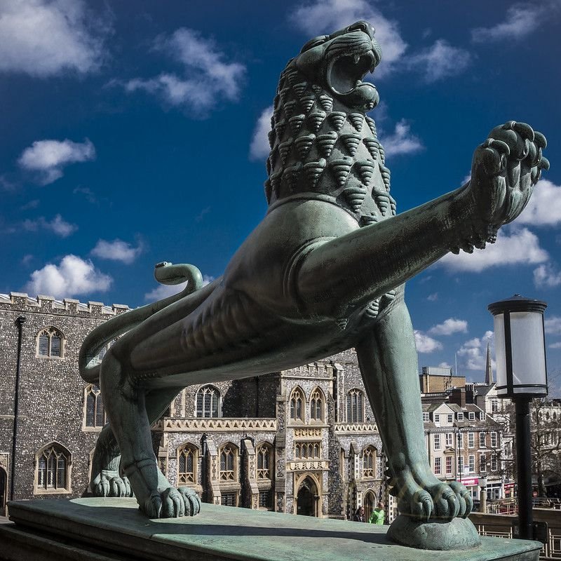 bronze lion statue for sale