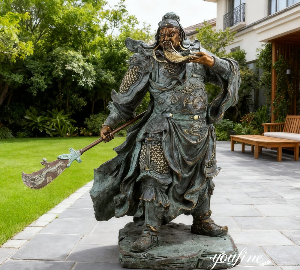 bronze standing Guan Yu statue