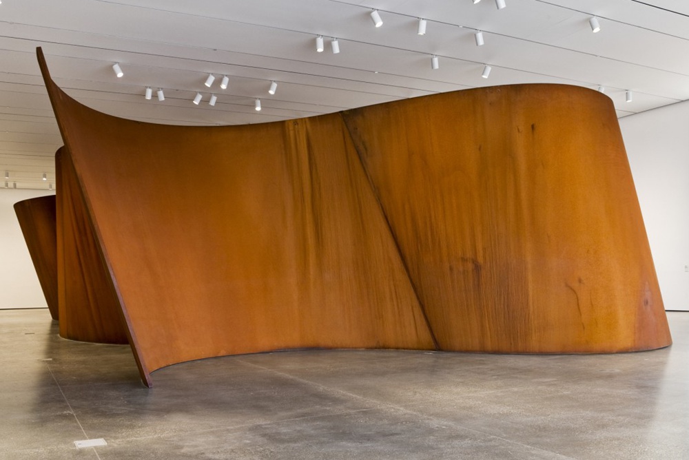 contemporary corten steel plate sculpture by Richard Serra