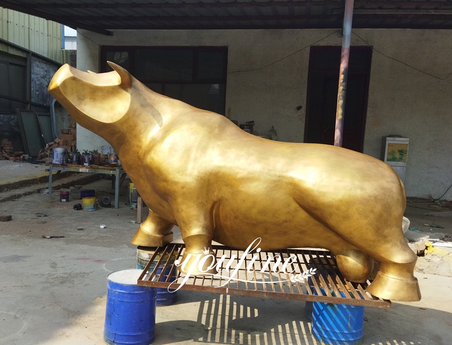 custom bronze abstract golden bull sculpture