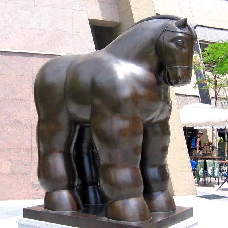 fat horse statue