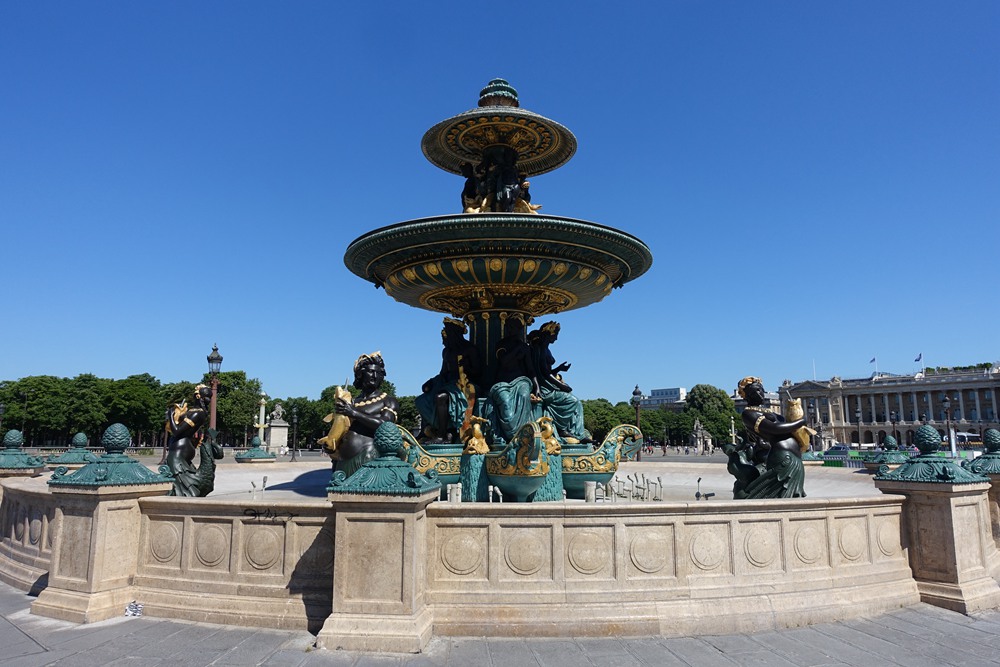 large bronze Fontaines de la Concorde statues for square decor