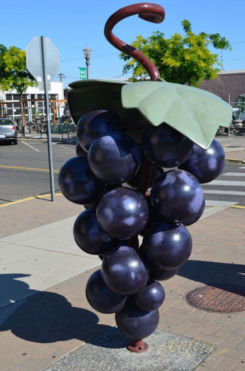 outdoor graph sculpture 