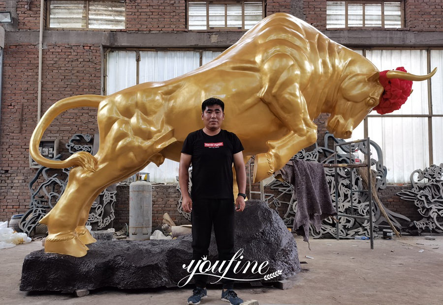 quality-inspected bronze golden bull sculpture