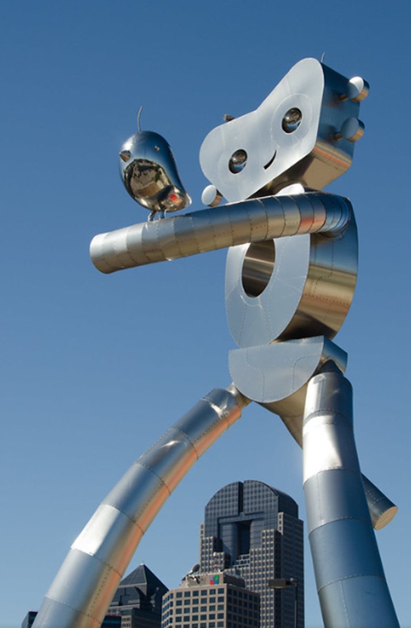the traveling man statue