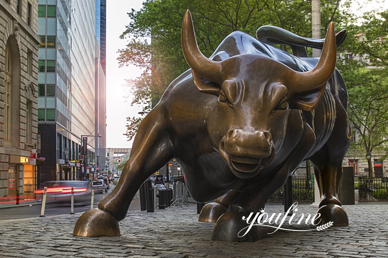 wall street bull statue replica